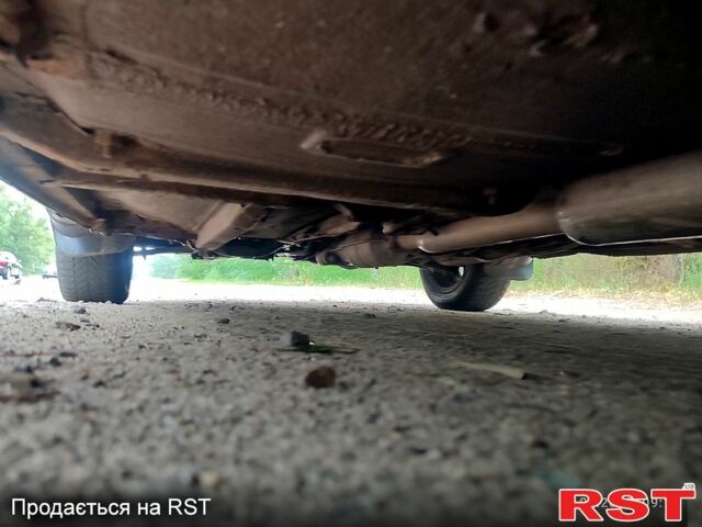 Красный Вольво 460, объемом двигателя 1.8 л и пробегом 270 тыс. км за 1800 $, фото 8 на Automoto.ua