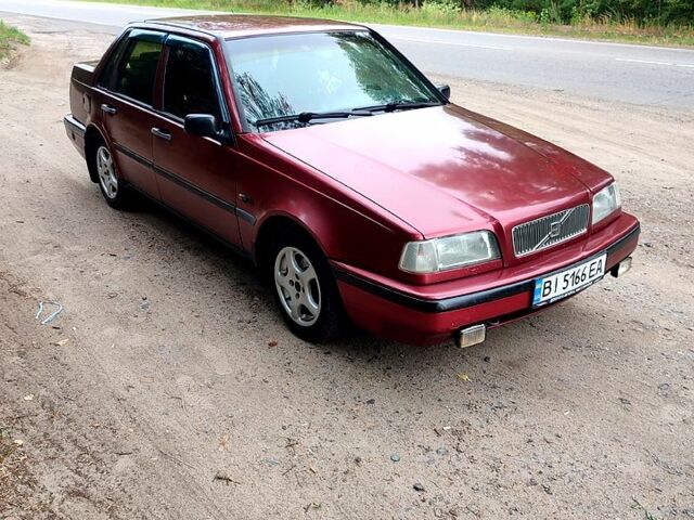 Красный Вольво 460, объемом двигателя 1.8 л и пробегом 270 тыс. км за 1800 $, фото 4 на Automoto.ua
