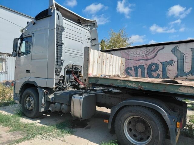 Сірий Вольво 460, об'ємом двигуна 12.1 л та пробігом 1 тис. км за 14000 $, фото 4 на Automoto.ua