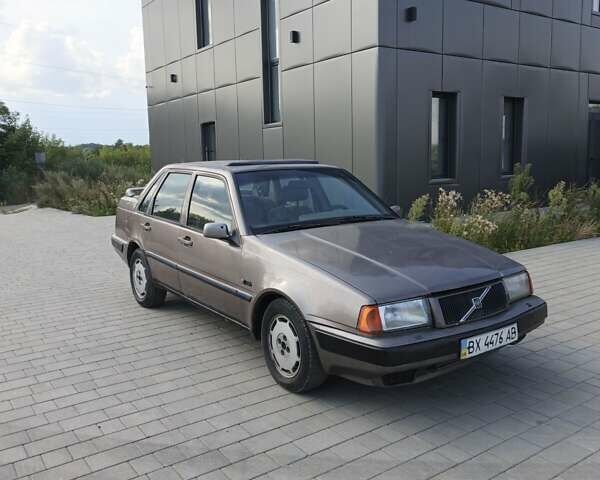 Вольво 460 1991 в Хмельницком на Automoto.ua Серый Вольво 460, объемом двигателя 1.7 л и пробегом 241 тыс. км за 850 $, фото 2 на Automoto.ua