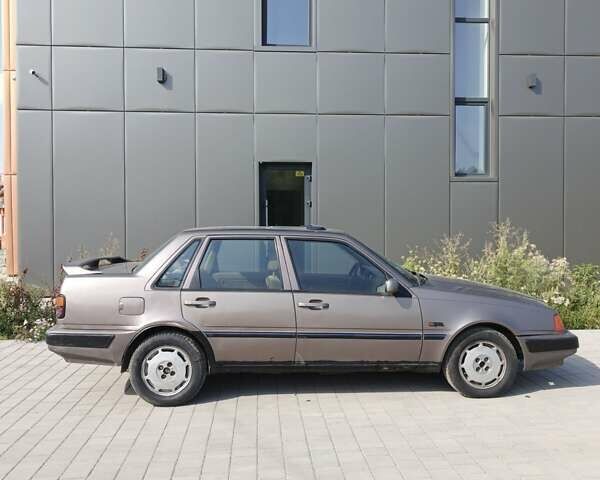 Вольво 460 1991 в Хмельницком на Automoto.ua Серый Вольво 460, объемом двигателя 1.7 л и пробегом 241 тыс. км за 850 $, фото 3 на Automoto.ua