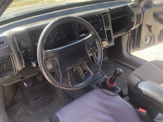 Серый Вольво 460, объемом двигателя 1.8 л и пробегом 350 тыс. км за 1000 $, фото 7 на Automoto.ua