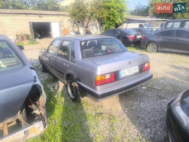 Серый Вольво 460, объемом двигателя 1.8 л и пробегом 50 тыс. км за 1800 $, фото 6 на Automoto.ua