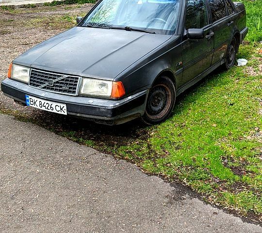 Серый Вольво 460, объемом двигателя 1.6 л и пробегом 0 тыс. км за 450 $, фото 2 на Automoto.ua