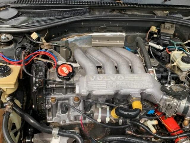 Серый Вольво 460, объемом двигателя 1.7 л и пробегом 198 тыс. км за 1350 $, фото 5 на Automoto.ua