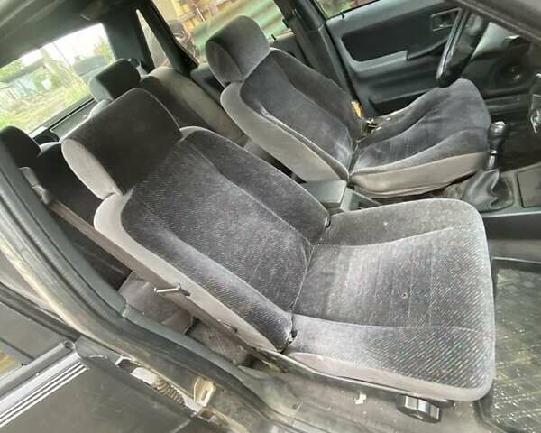 Сірий Вольво 460, об'ємом двигуна 1.7 л та пробігом 200 тис. км за 1000 $, фото 1 на Automoto.ua