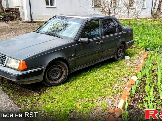 Серый Вольво 460, объемом двигателя 1.6 л и пробегом 0 тыс. км за 450 $, фото 1 на Automoto.ua