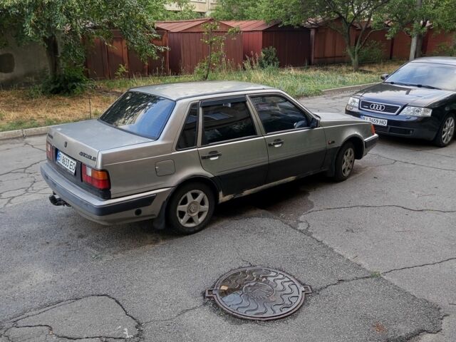 Серый Вольво 460, объемом двигателя 1.7 л и пробегом 260 тыс. км за 1300 $, фото 6 на Automoto.ua