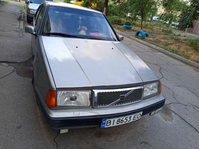 Серый Вольво 460, объемом двигателя 1.7 л и пробегом 260 тыс. км за 1300 $, фото 4 на Automoto.ua