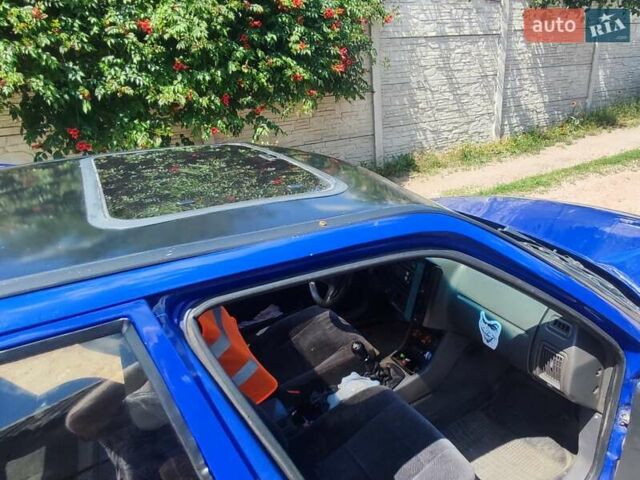 Синій Вольво 460, об'ємом двигуна 1.7 л та пробігом 296 тис. км за 1700 $, фото 5 на Automoto.ua