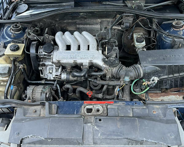 Синій Вольво 460, об'ємом двигуна 1.72 л та пробігом 397 тис. км за 600 $, фото 5 на Automoto.ua