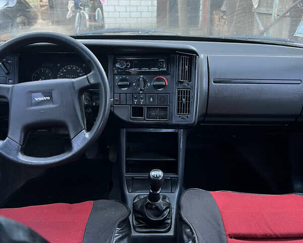 Синій Вольво 460, об'ємом двигуна 1.72 л та пробігом 397 тис. км за 600 $, фото 11 на Automoto.ua