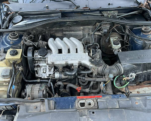 Синій Вольво 460, об'ємом двигуна 1.72 л та пробігом 397 тис. км за 600 $, фото 3 на Automoto.ua