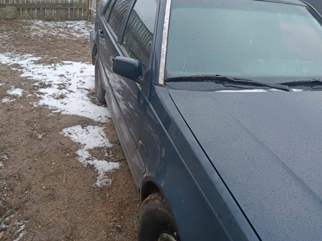 Синий Вольво 460, объемом двигателя 1.8 л и пробегом 11 тыс. км за 600 $, фото 3 на Automoto.ua