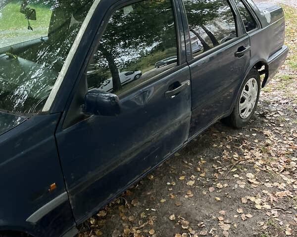 Синий Вольво 460, объемом двигателя 1.8 л и пробегом 331 тыс. км за 800 $, фото 8 на Automoto.ua