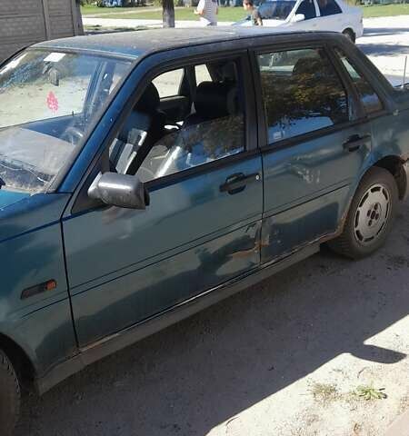 Зеленый Вольво 460, объемом двигателя 0 л и пробегом 295 тыс. км за 600 $, фото 1 на Automoto.ua