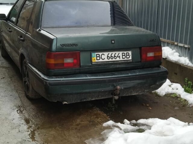 Зеленый Вольво 460, объемом двигателя 1.8 л и пробегом 333 тыс. км за 1300 $, фото 1 на Automoto.ua