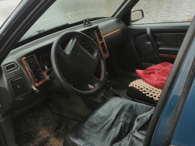 Зеленый Вольво 460, объемом двигателя 2 л и пробегом 343 тыс. км за 1100 $, фото 5 на Automoto.ua