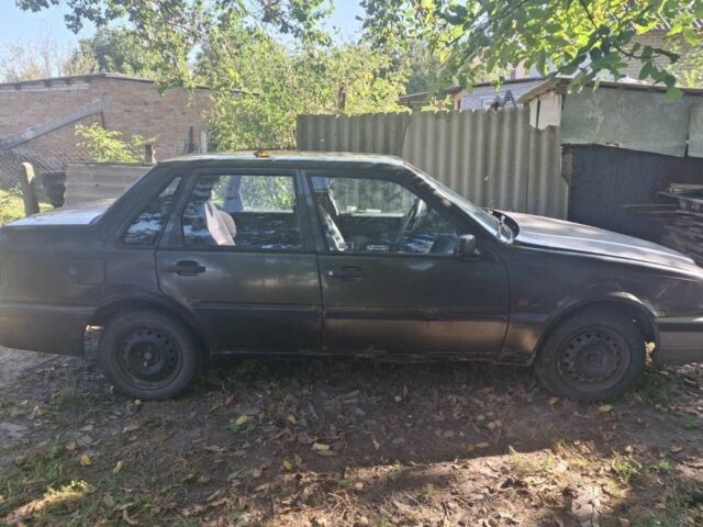 Зеленый Вольво 460, объемом двигателя 1.8 л и пробегом 380 тыс. км за 476 $, фото 2 на Automoto.ua