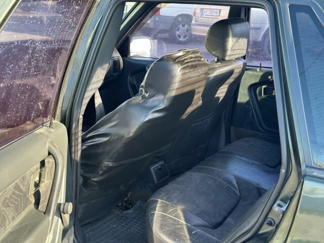 Зеленый Вольво 460, объемом двигателя 2 л и пробегом 300 тыс. км за 1000 $, фото 5 на Automoto.ua