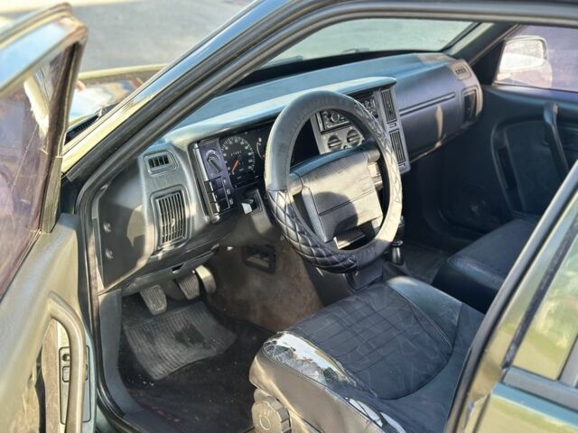 Зеленый Вольво 460, объемом двигателя 2 л и пробегом 300 тыс. км за 1000 $, фото 4 на Automoto.ua