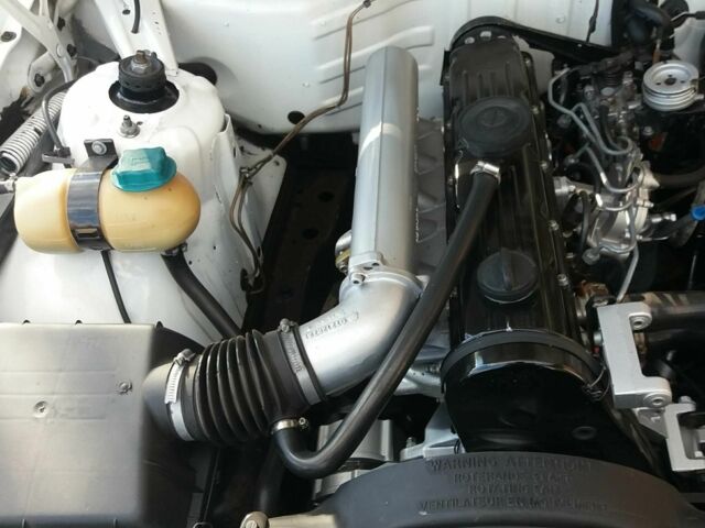 Білий Вольво 740, об'ємом двигуна 2.4 л та пробігом 20 тис. км за 5200 $, фото 5 на Automoto.ua