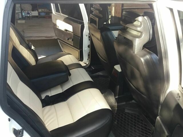 Білий Вольво 740, об'ємом двигуна 2.4 л та пробігом 20 тис. км за 5200 $, фото 2 на Automoto.ua