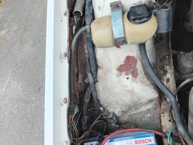 Білий Вольво 740, об'ємом двигуна 2.3 л та пробігом 400 тис. км за 900 $, фото 13 на Automoto.ua