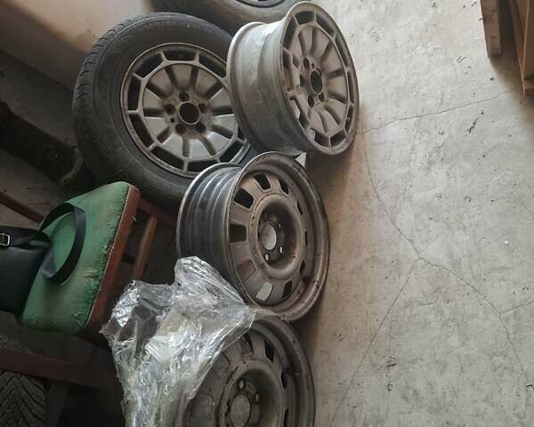 Белый Вольво 740, объемом двигателя 2.4 л и пробегом 380 тыс. км за 1000 $, фото 7 на Automoto.ua