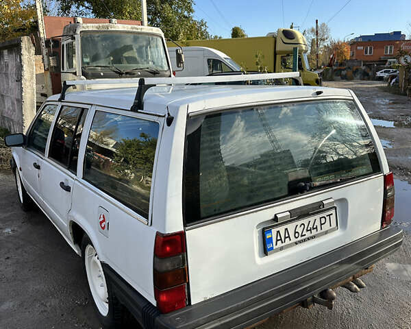 Белый Вольво 740, объемом двигателя 2.3 л и пробегом 280 тыс. км за 2000 $, фото 2 на Automoto.ua