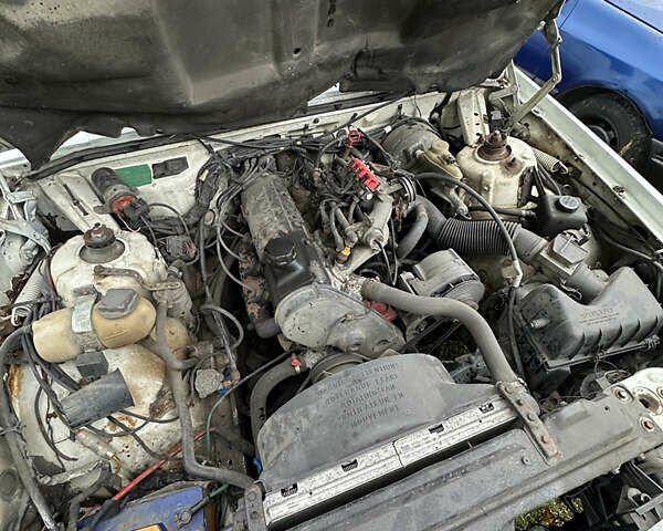 Белый Вольво 740, объемом двигателя 2.3 л и пробегом 280 тыс. км за 2000 $, фото 5 на Automoto.ua