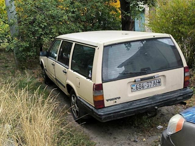 Бежевий Вольво 740, об'ємом двигуна 2.4 л та пробігом 340 тис. км за 1700 $, фото 3 на Automoto.ua