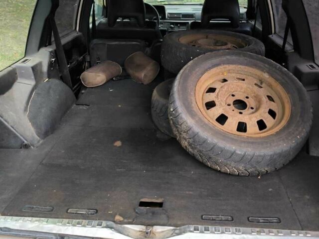 Бежевий Вольво 740, об'ємом двигуна 2.4 л та пробігом 340 тис. км за 1700 $, фото 7 на Automoto.ua