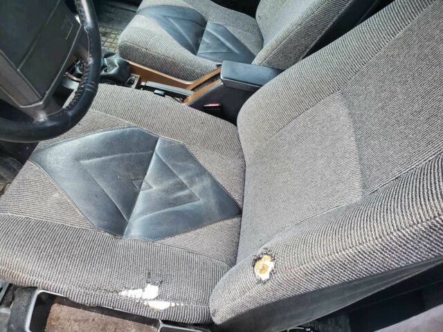 Черный Вольво 740, объемом двигателя 2.3 л и пробегом 306 тыс. км за 1900 $, фото 6 на Automoto.ua