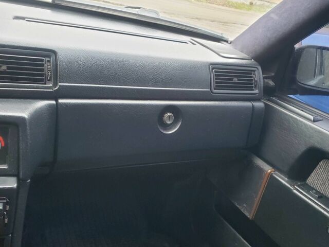 Черный Вольво 740, объемом двигателя 2.3 л и пробегом 306 тыс. км за 1900 $, фото 8 на Automoto.ua