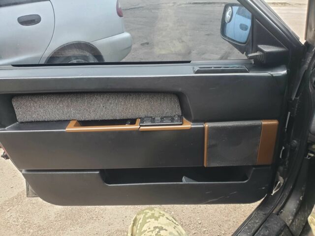 Черный Вольво 740, объемом двигателя 2.3 л и пробегом 306 тыс. км за 1900 $, фото 13 на Automoto.ua