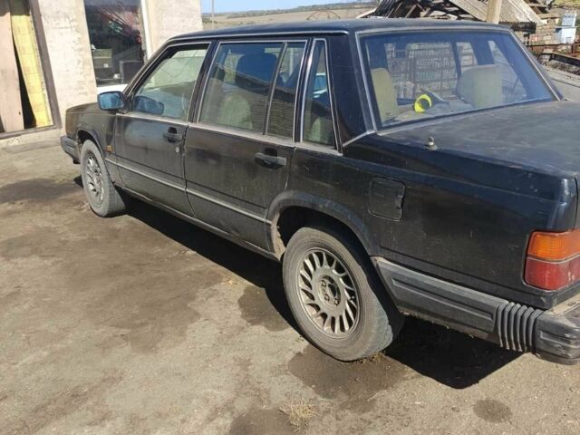 Чорний Вольво 740, об'ємом двигуна 0 л та пробігом 530 тис. км за 1500 $, фото 2 на Automoto.ua