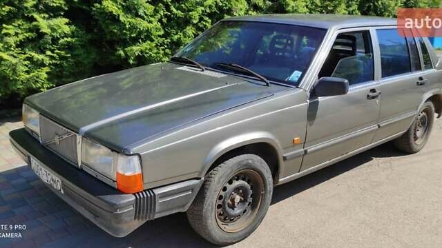 Вольво 740, об'ємом двигуна 2.3 л та пробігом 300 тис. км за 1199 $, фото 1 на Automoto.ua