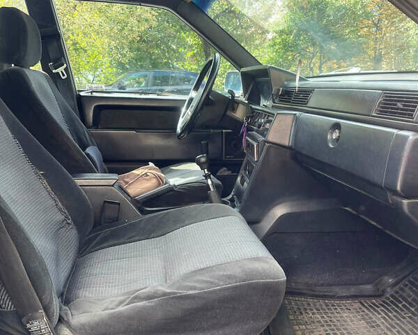 Сірий Вольво 740, об'ємом двигуна 2.38 л та пробігом 3 тис. км за 2900 $, фото 23 на Automoto.ua