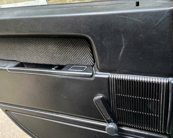 Сірий Вольво 740, об'ємом двигуна 2.38 л та пробігом 3 тис. км за 2900 $, фото 9 на Automoto.ua