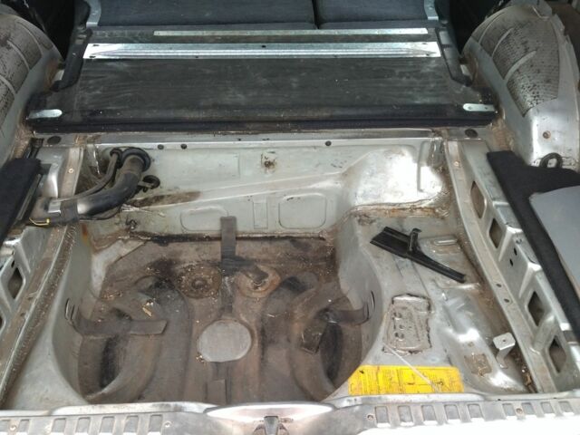 Серый Вольво 740, объемом двигателя 2.4 л и пробегом 500 тыс. км за 943 $, фото 4 на Automoto.ua