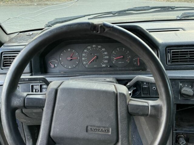Синий Вольво 740, объемом двигателя 2 л и пробегом 777 тыс. км за 772 $, фото 13 на Automoto.ua