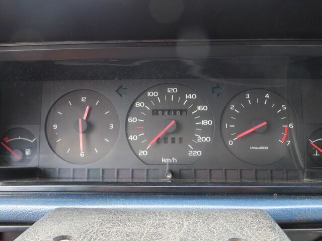 Синий Вольво 740, объемом двигателя 2.3 л и пробегом 1 тыс. км за 1700 $, фото 14 на Automoto.ua