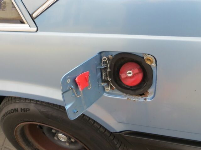 Синий Вольво 740, объемом двигателя 2.3 л и пробегом 1 тыс. км за 1700 $, фото 11 на Automoto.ua