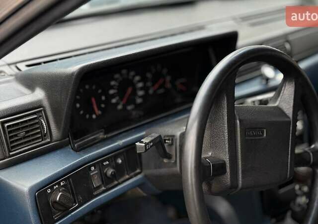 Синій Вольво 740, об'ємом двигуна 2.32 л та пробігом 384 тис. км за 1500 $, фото 8 на Automoto.ua