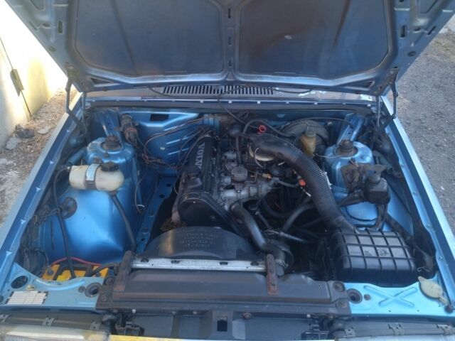 Синий Вольво 740, объемом двигателя 2.3 л и пробегом 1 тыс. км за 1700 $, фото 5 на Automoto.ua