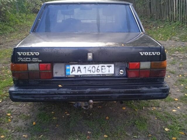 Синій Вольво 740, об'ємом двигуна 2 л та пробігом 345 тис. км за 700 $, фото 4 на Automoto.ua