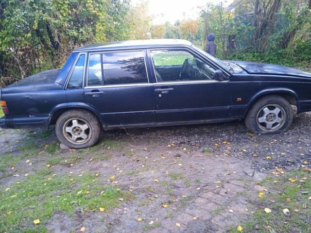 Синій Вольво 740, об'ємом двигуна 2 л та пробігом 345 тис. км за 700 $, фото 3 на Automoto.ua