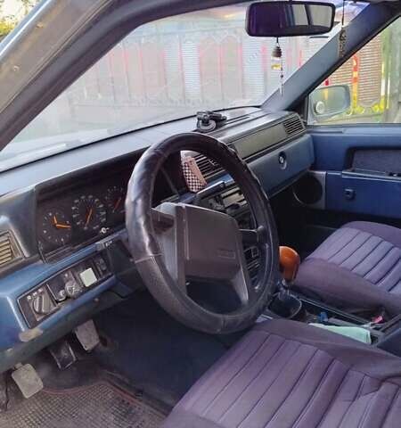 Синій Вольво 740, об'ємом двигуна 2.3 л та пробігом 300 тис. км за 900 $, фото 1 на Automoto.ua