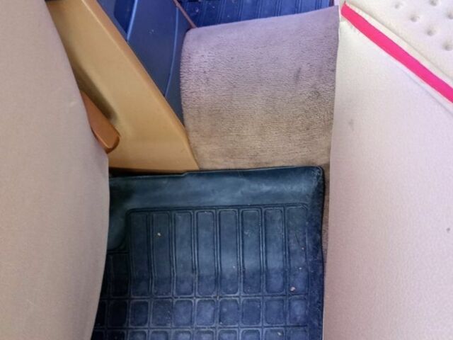 Бежевый Вольво 760, объемом двигателя 2.3 л и пробегом 400 тыс. км за 2600 $, фото 9 на Automoto.ua